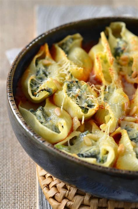 Pâtes conchiglioni farcies à la ricotta et aux épinards