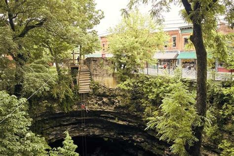 Weekend Escape Horse Cave Kentucky Mike Wolfe Hart County Tourism