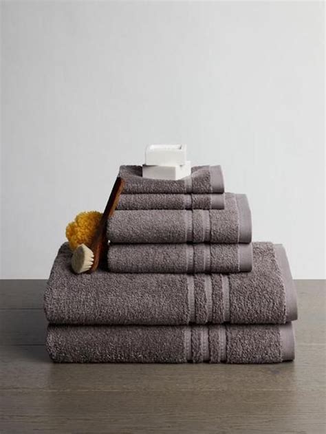 The 16 Best Luxury Towels Of 2023
