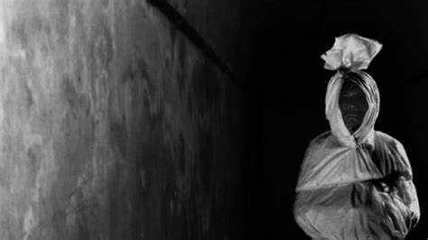 Teman2 begal nya yg lain menunggu dan mengawasi di kejauhan. 30+ Foto Pocong Dan Kuntilanak Terseram Di Dunia - Rudi Gambar