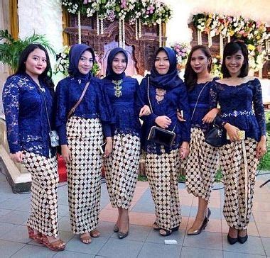 Inspirasi gaya baju hamil stylish ala selebriti dan keluarga kerajaan. 55+ Model Baju Keluarga Untuk Acara Wisuda Terbaru 2019, KEREN - Model Baju Keluarga Terbaru