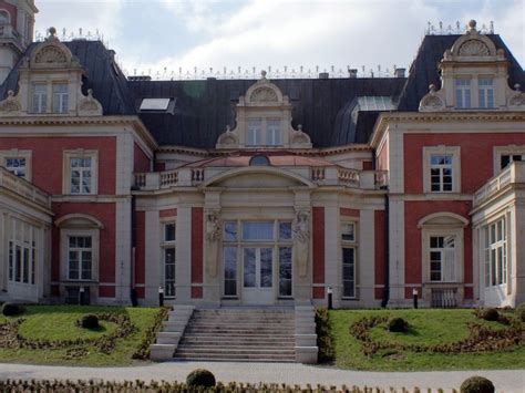 From opulent luxury hotels to kitschy boutique hotels, you can book your hotel room in dziwiszów at the. Odkrywamy Wrocław: Dawny pałac Kornów w Pawłowicach ...