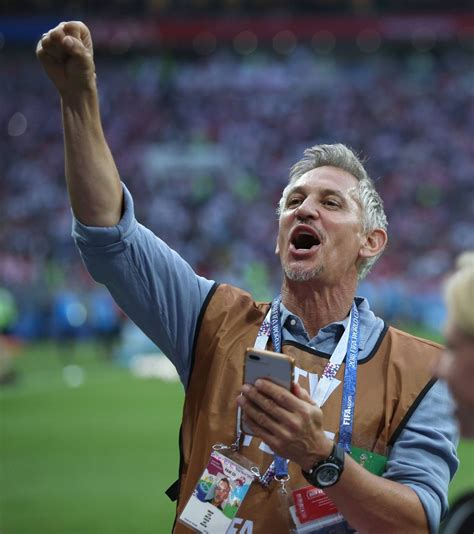 Born 30 november 1960) is an english former professional footballer and current sports broadcaster. Gary Lineker: "Und am Ende gewinnen die Deutschen" (Fotos ...