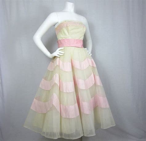 To bring your cake dreams to life, begin with a rough idea of your preferred cake style, colour scheme. Vintage 1950s 60s Wedding Cake Party Dress Sz S by ...