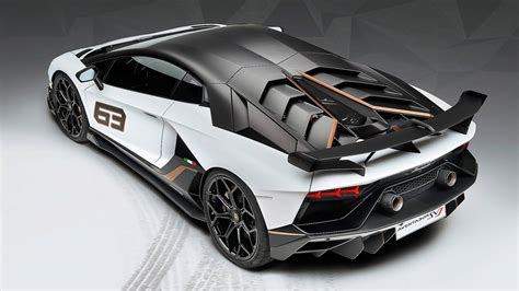 Lamborghini has spent decades as the purveyor of droolworthy supercars that are more commonly seen on bedroom posters than actual roads. 830-HP Aventador SVR To Be The Last Pure V12 From Lamborghini?