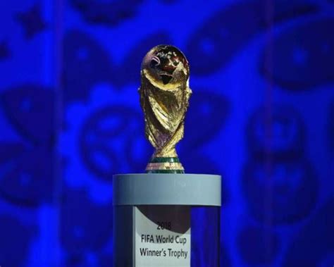 This list only contains contestants who won the top prize by answering all 15 questions. FIFA increases World Cup prize money to $400m | Fifa world cup
