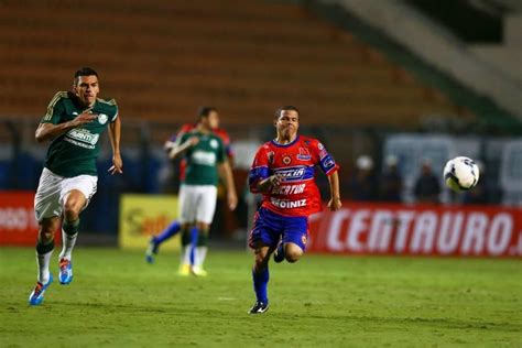 Palmeiras Jogo  Jô no jogo contra o Palmeiras, pela final do Paulistão