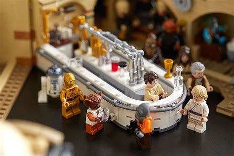 Lego Releases Official Details Of Lego 75290 Star Wars Mos Eisley