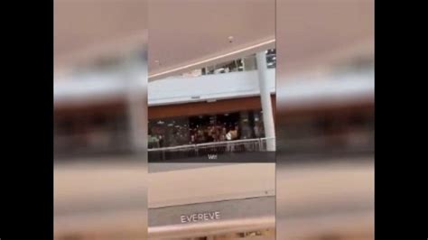 Mall Of America Shooting Minnesota Police Arrest Three Two Suspects