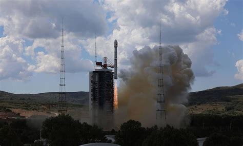 Roket çin'in gelecek planlarında çok önemli yerlere sahip. Çin, Uzaya Bir Madenci Robotu Fırlatacak - TeknoDiot.com