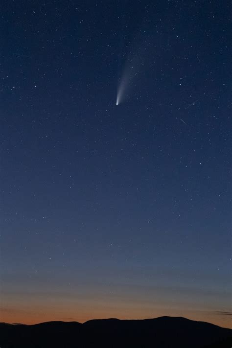 Comet Neowise • Free Nature Stock Photo