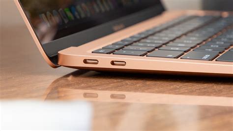 New Macbook Air And Macbook Pro Models Have Serious Usb Flaw What To Do Tom S Guide