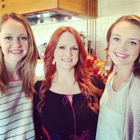 Pioneer Woman With Daughters Page And Alex Drummond Ranch Ree Drummond