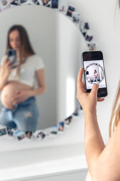 Pregnant Selfie Images Free Download On Freepik