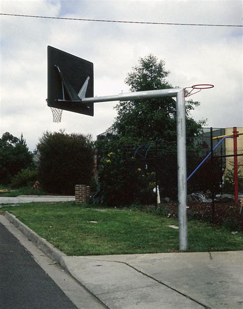 Reversible Basketballnetball Towers With 22mm Basketball Ringspair