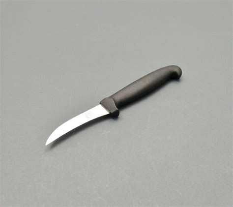 The Due Buoi Paring Knife Has A Curved Tip Blade For Vegetables And