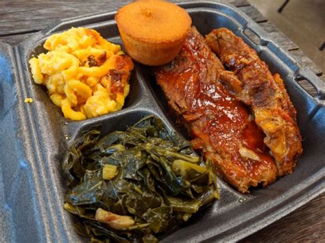 Black Owned Soul Food Restaurant Runs Off Donations And Feeds The Hungry
