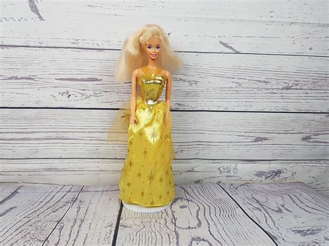 Vintage 80s Blond Barbie Barbie Doll W Clothing Wearing Etsy