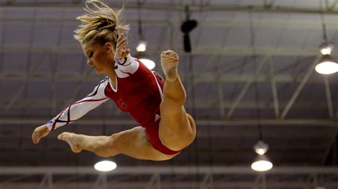 Teen Vogues Week Of Workouts From Olympic Gymnast Shawn Johnson