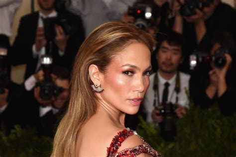 Jennifer Lopez Confirms New Album Is Coming Out This Summer