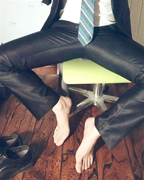 The Boss Barefoot In Sock Shoes Bell Bottom Jeans Male Feet