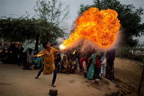 Hours, address, pushkar camel fair reviews: the gypsy fire eater in the Pushkar Camel Fair | during ...