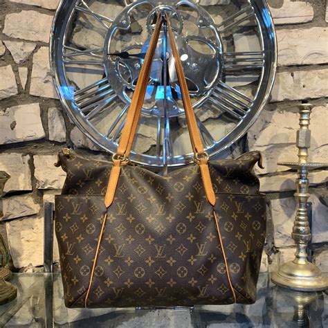Louis Vuitton Totally Gm Monogram Tote More Than You Can Imagine