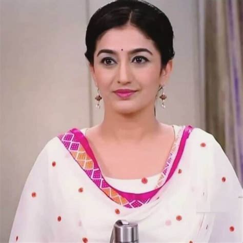 This Actress Replaces Neha Mehta Aka Anjali Bhabhi In Taarak Mehta Ka