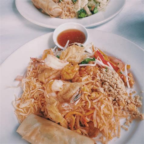 12 Best Toronto Thai Restaurants Thai Restaurant Thai Restaurant