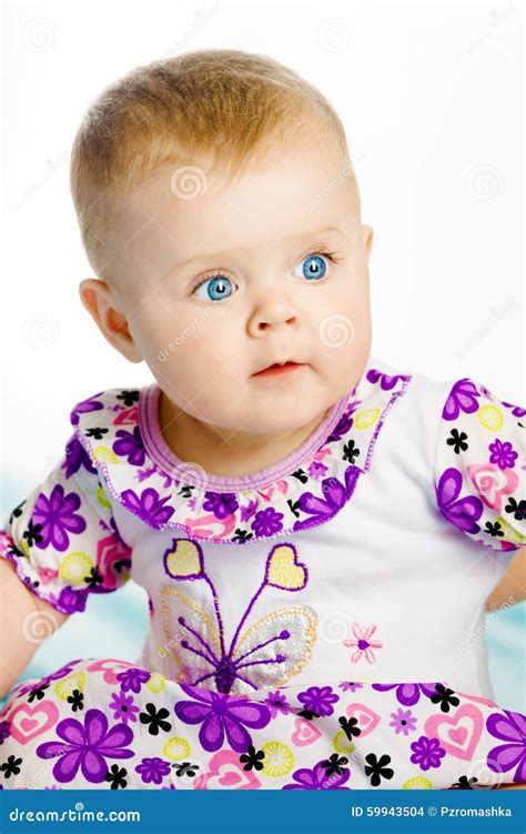 Bébé Aux Yeux Bleus Portrait Plan Rapproché Photo Stock Image Du