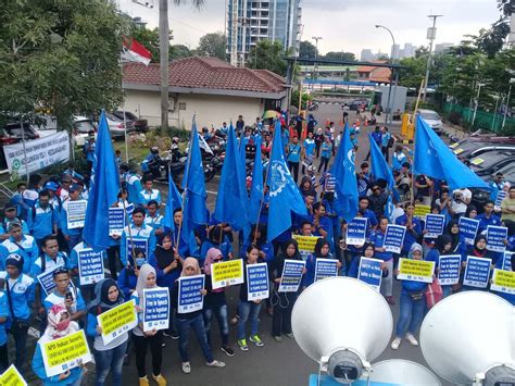 • biaya lain misalkan : Kinerja Menaker Dipertanyakan, Pengawas K3 Dinilai Buruk ...