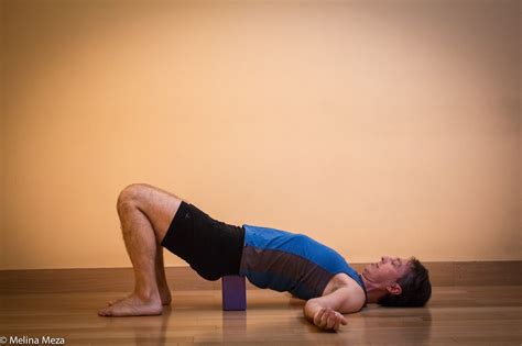 When To Use A Yoga Block Yogahub