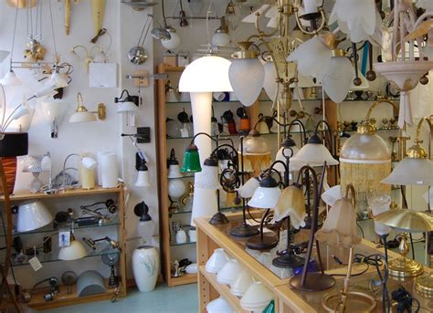 Es bestimmt unseren tagesrhythmus und es hilft uns beim sehen. Lampenfachgeschäft Lampen Suntinger - ARTYLUX ...