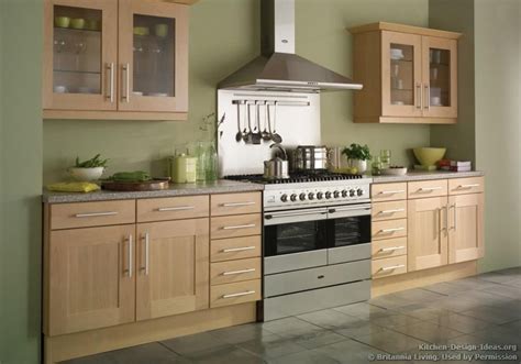 It is vibrant and cool at the same time. Shaker beech kitchen with soft green walls. | Beech ...