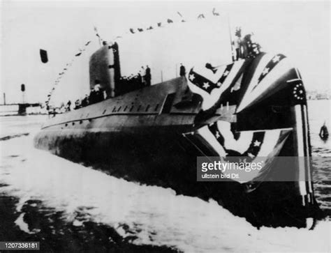 uss nautilus ssn 571 photos and premium high res pictures getty images