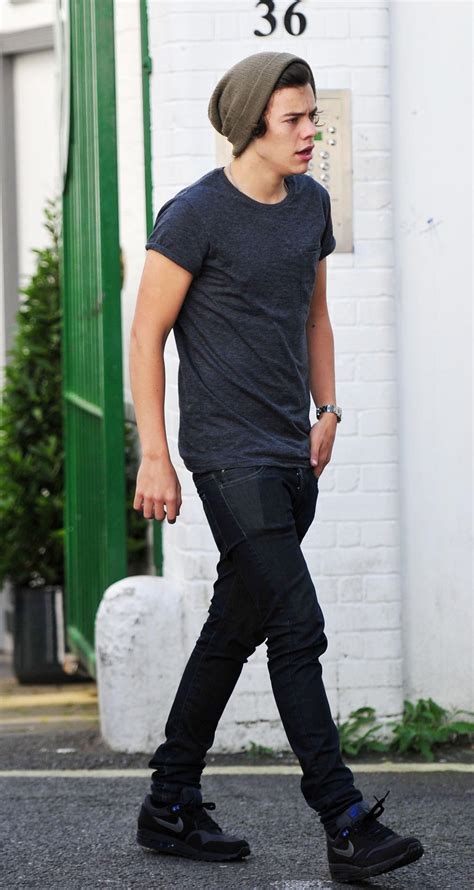 I want to make one thing clear: Harry Styles One Direction fashion style street style ...