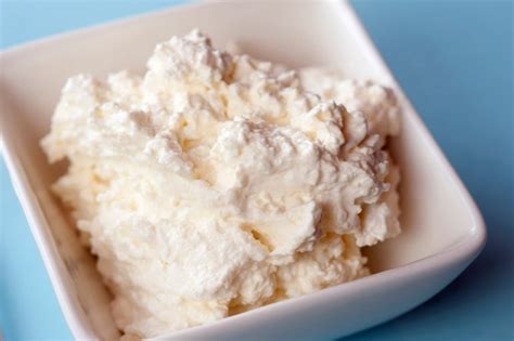 Dish Of Fresh Cottage Cheese Free Stock Image