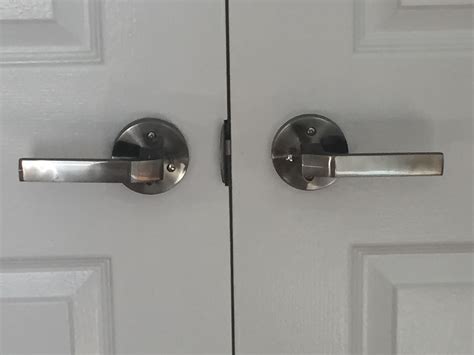 Buy great products from our door handles category online at wickes.co.uk. Polar Interior Door Handle Lever Set Round Rose Push ...