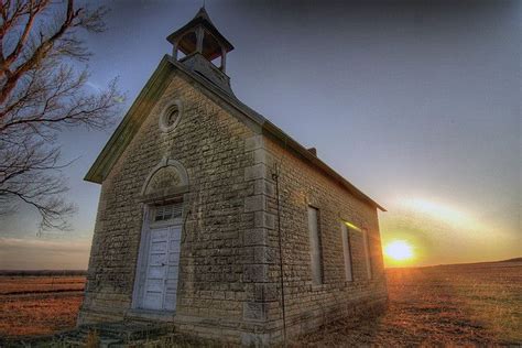 Located on the banks of the cumberland river, our hotel is conveniently near legendary nashville attractions, including the grand ole opry®, ryman auditorium®, wildhorse saloon® and the general jackson® showboat. 17 Best images about School Houses, Old & Older on Pinterest | The old, Old school house and ...