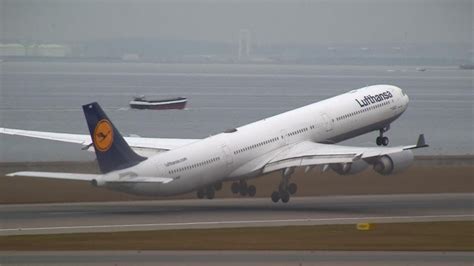 Lufthansa Airbus A340 642 D Aihe Take Off At Nagoya Youtube