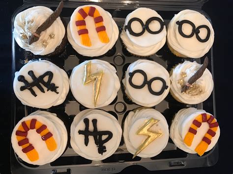 harry potter theme cupcakes themed cupcakes sugar cookie harry potter theme