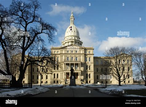 Michigan State Capitol Building In Lansing Michigan Usa Stock Photo Alamy