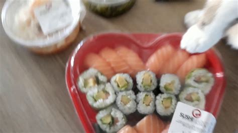 St Valentin sushi - YouTube