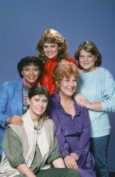 ‘the Facts Of Life Cast Shares Their Favorite Show Memories For The