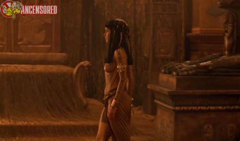 naked patricia velasquez in the mummy returns