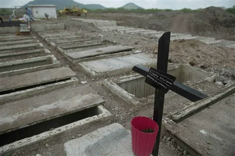 Cartel Kingpins Families Buried In Lavish Gravesites In Narco Cemetery