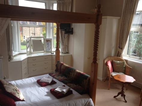 Avenue House Bed And Breakfast Bakewell Bandb Reviews Photos And Price