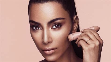 Kim Kardashians New Makeup Line Expected To Net 144 Million In