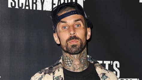 Lose three of your friends and almost die? Blink-182's Travis Barker Recounts Death Wishes After ...