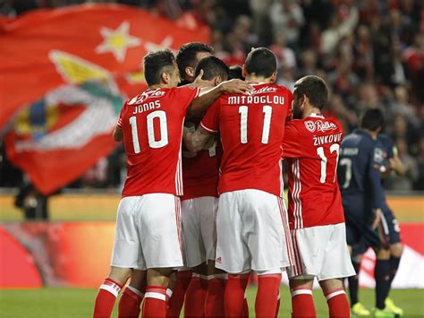 Benfica Nos 25 Clubes Com As Equipas Mais Valiosas Do Mundo Hugo Gil